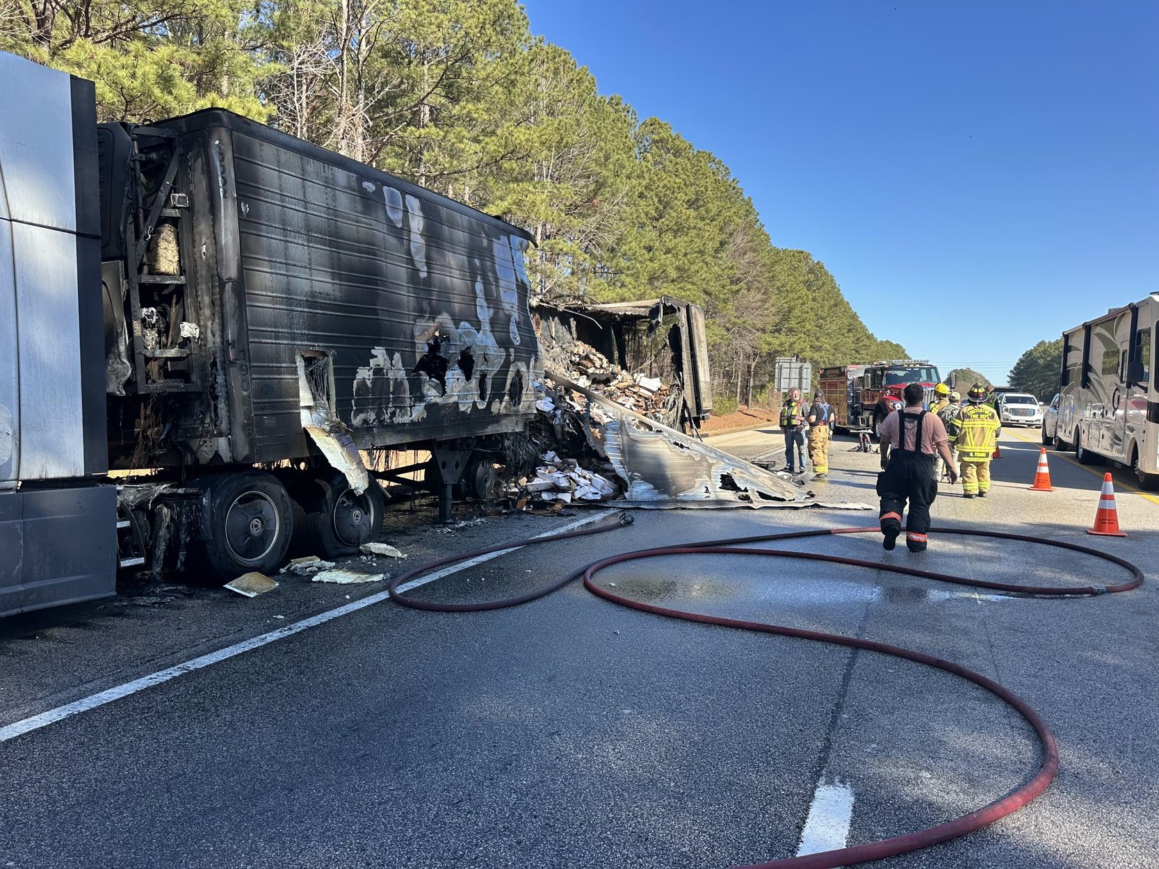 Highway response at a tractor trailer fire